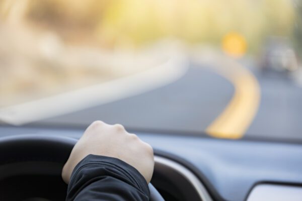 driving a car 2021 08 26 15 36 40 utc 600x400 - How can you save fuel?